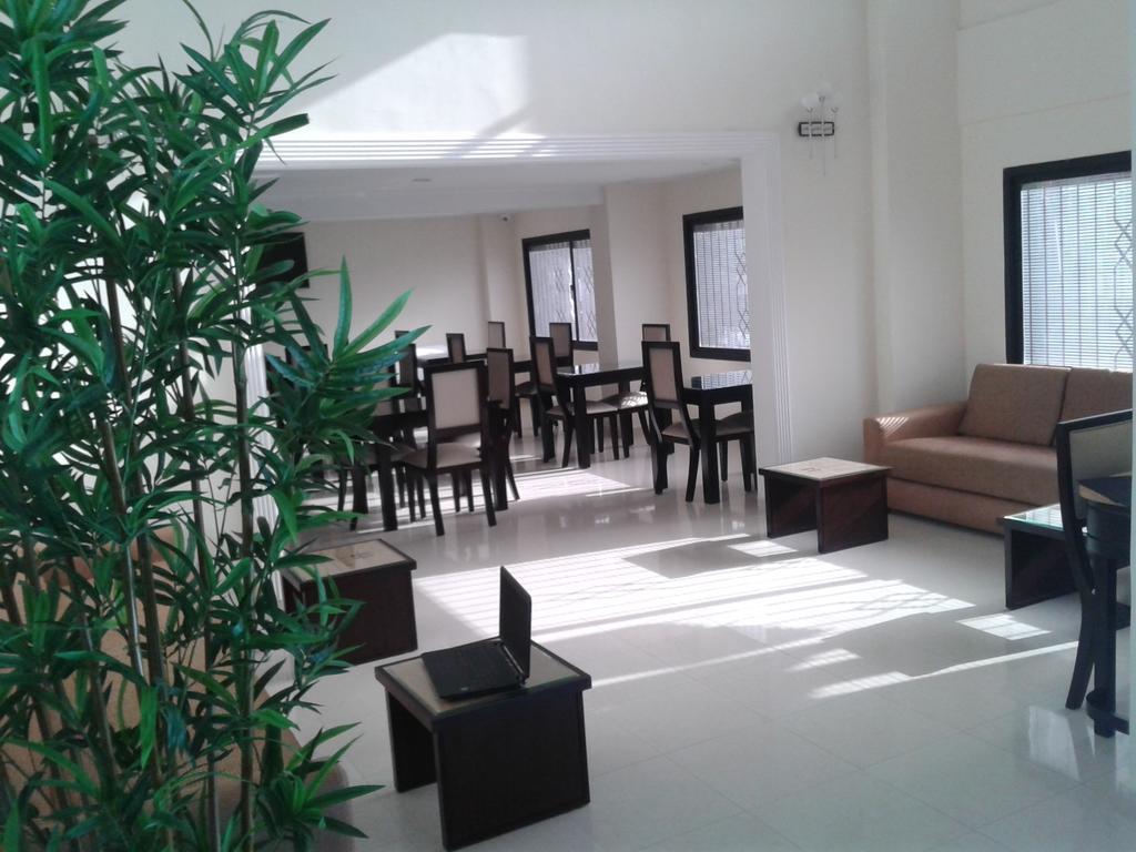 Hotel Al Akhawayn à Oujda Extérieur photo
