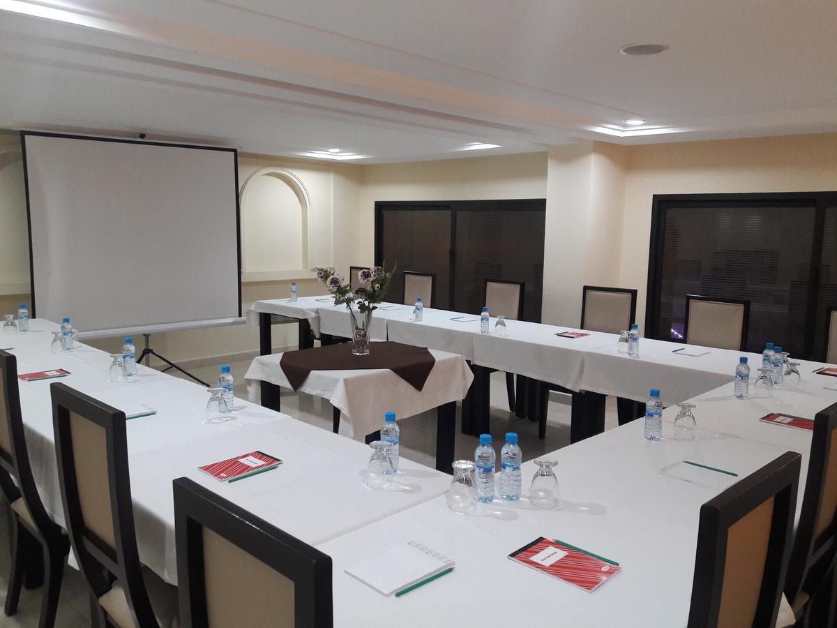 Hotel Al Akhawayn à Oujda Extérieur photo