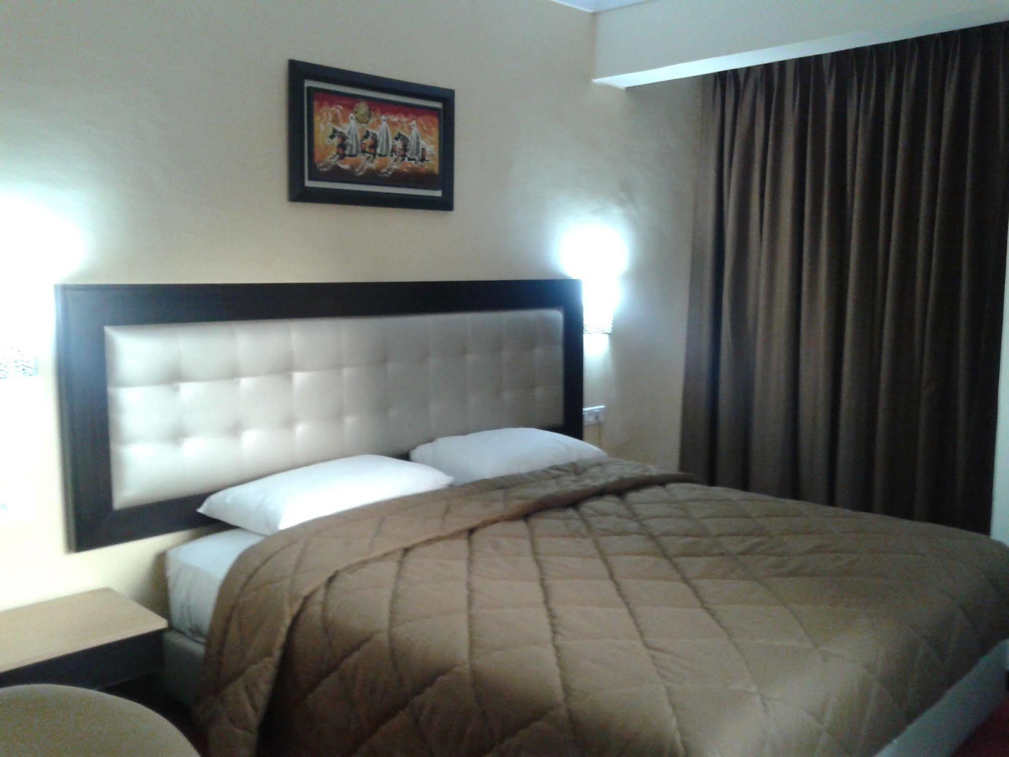Hotel Al Akhawayn à Oujda Extérieur photo
