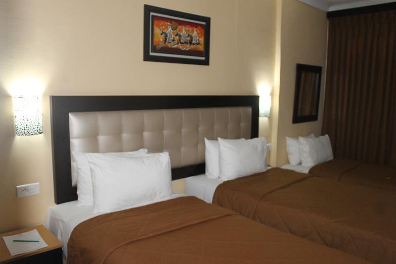 Hotel Al Akhawayn à Oujda Extérieur photo